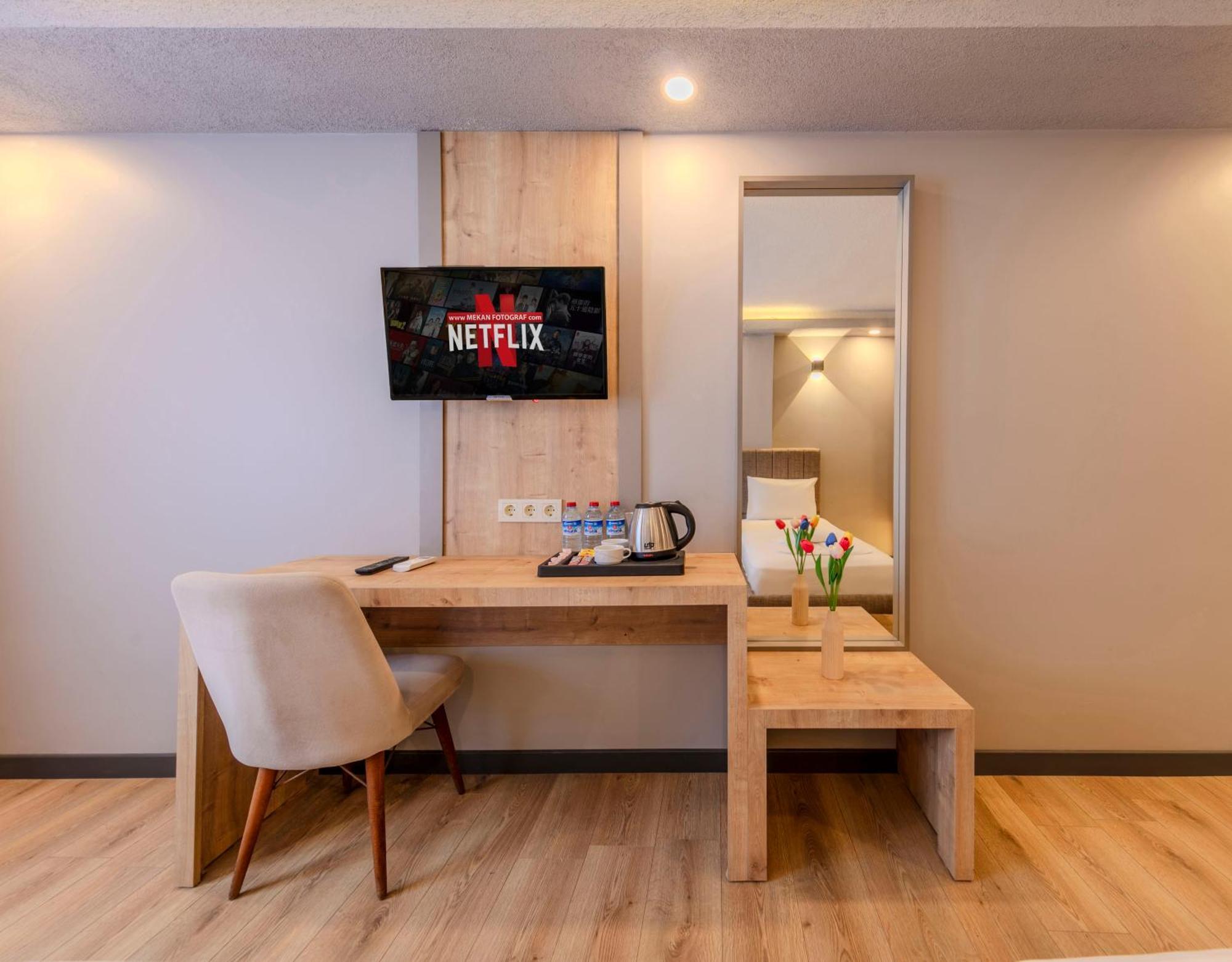 Evim Hotel Корлу Экстерьер фото